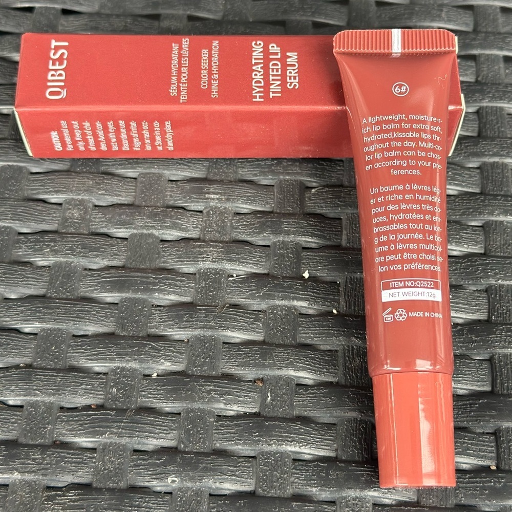 Hydrating Tinted Lip Serum - Chocolate Brown - Picture 4 of 5